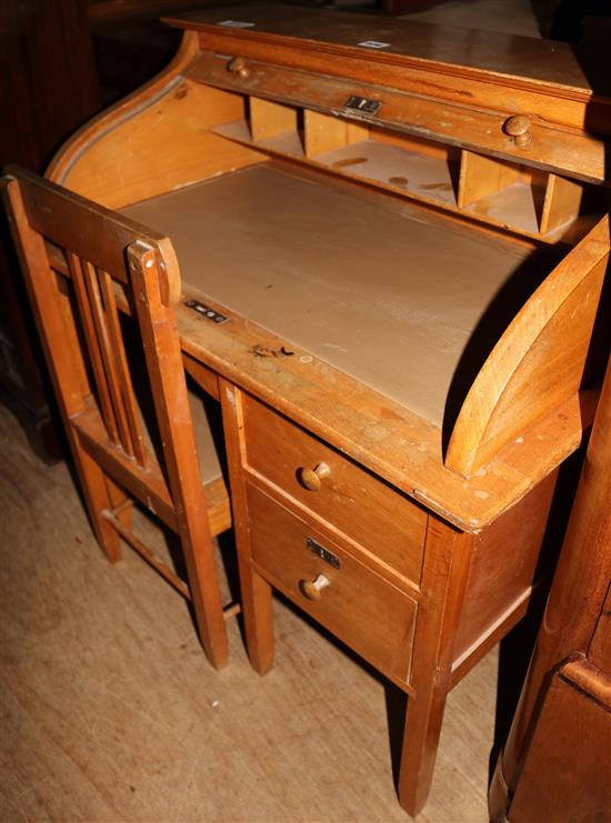 Childs roll top desk & chair